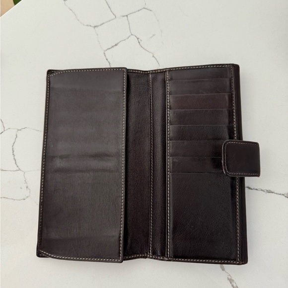 Gucci Brown Leather with Gold Emblem and Sherry Line Wallet w/COA - Picture 4 of 6